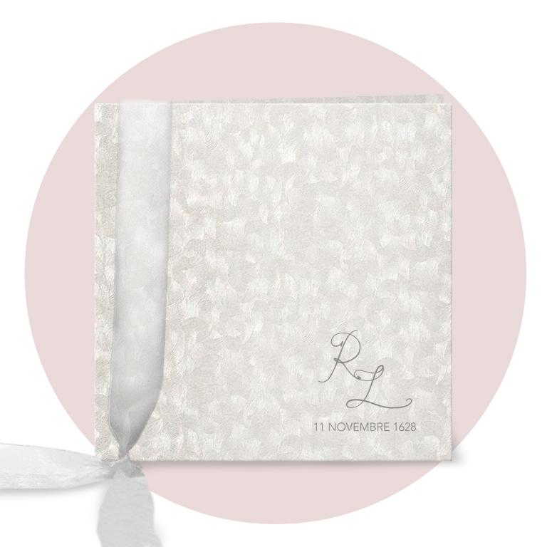 Immagine prodotto: Libretto messa formato quadrato, spillato in cartoncino pregiato tipo: CONSTELLATION JADE